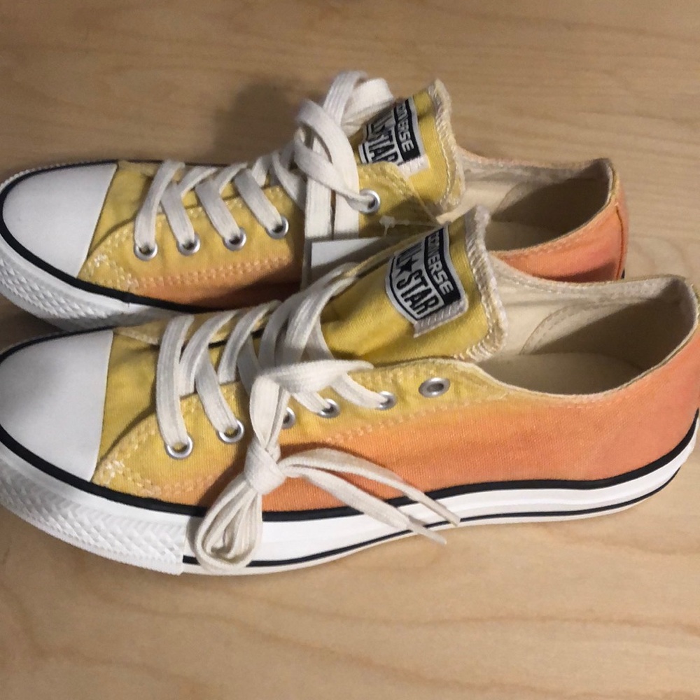 Brand new yellow sunset wash converse